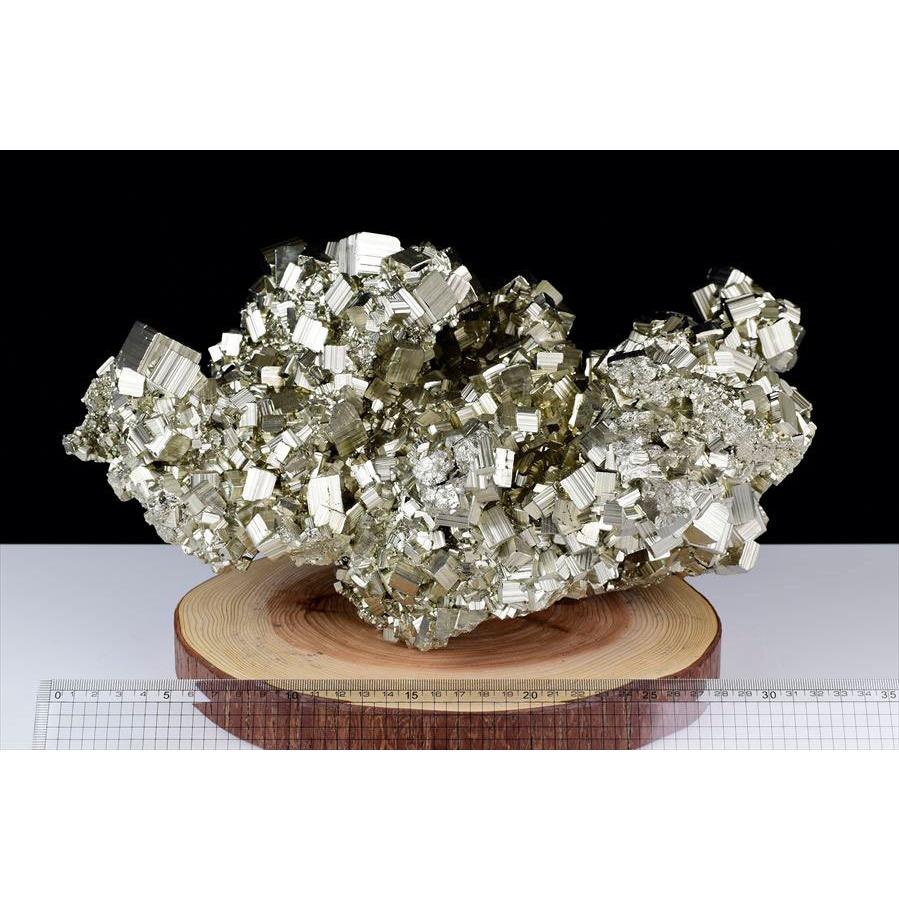 特大サイズ パイライト エクストラグレード (約16.9kg) 黄鉄鉱