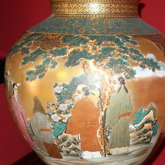 九谷焼 【故物】花瓶 陶器 特大台付花瓶（24号高さ74cm)）本金割取 七