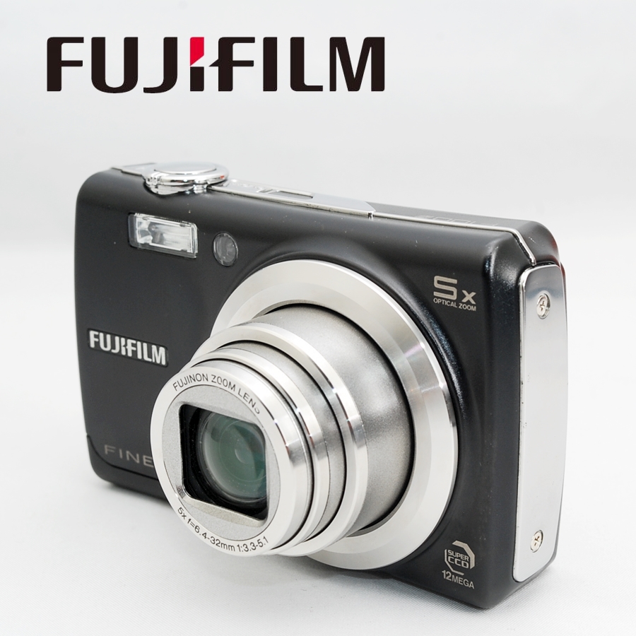 富士フイルム ファインピックス FinePix F100fd（シルバー