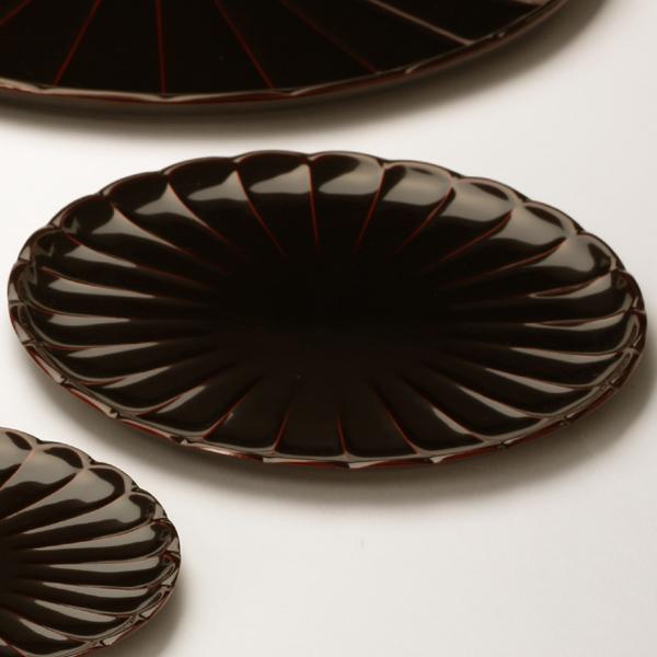 山田平安堂 菊皿 溜（6寸） 香典返し/引き出物/ギフト/漆器/漆塗り/皿