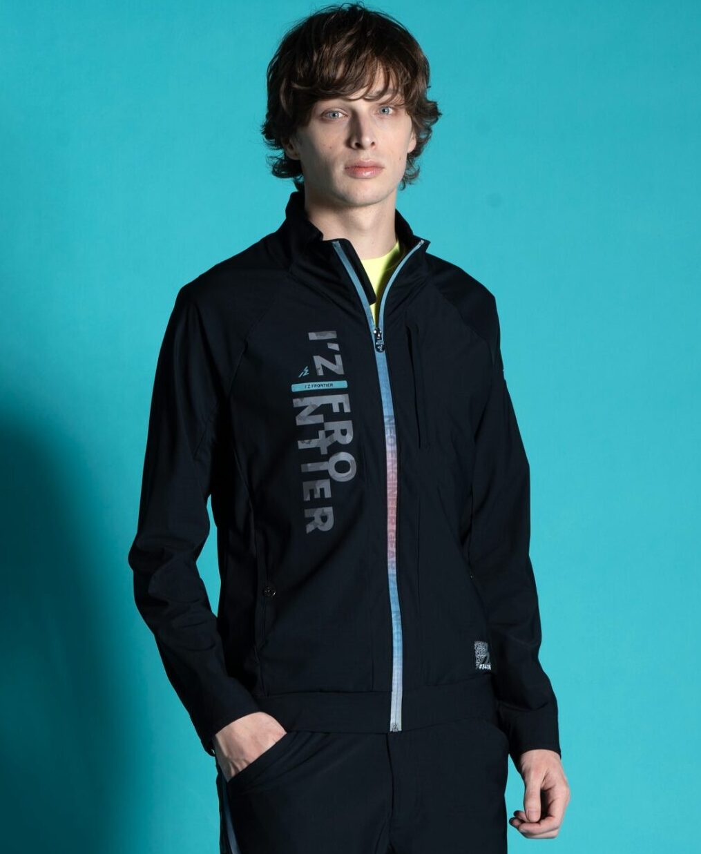 IZFRONTIER ハイセンスなデザイン。高機能でハイクオリティなワーク