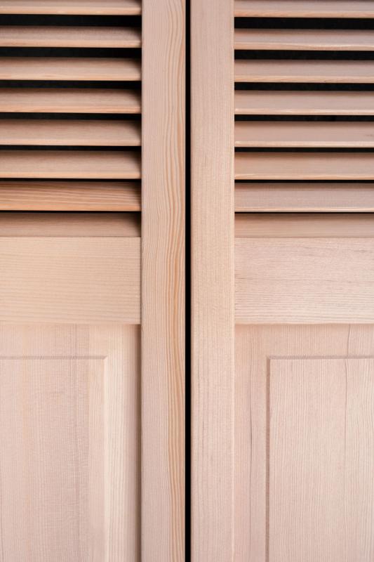 輸入建材のジェイマックス / 折れ戸・クローゼットドア|1424 2枚折れ戸