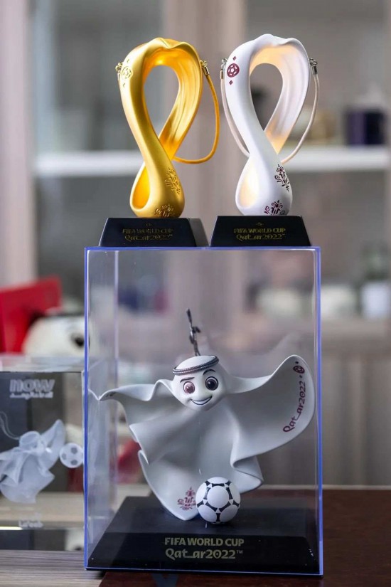 カタールW杯で人気の「ライーブ」のフィギュアはメイド・イン・東莞