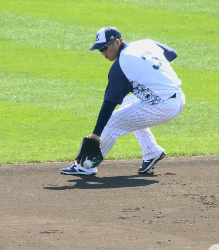 東京ヤクルトスワローズ #3 西浦 直亨（にしうら なおみち）の使用