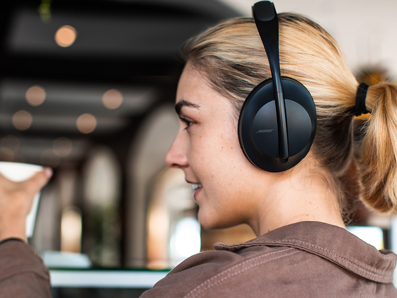 ボーズ、新モデル「BOSE NOISE CANCELLING HEADPHONES 700」を発表