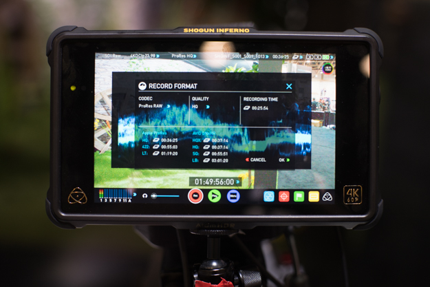 ATOMOS：小型、軽量のポータブルモニター/レコーダー「NINJA V」や