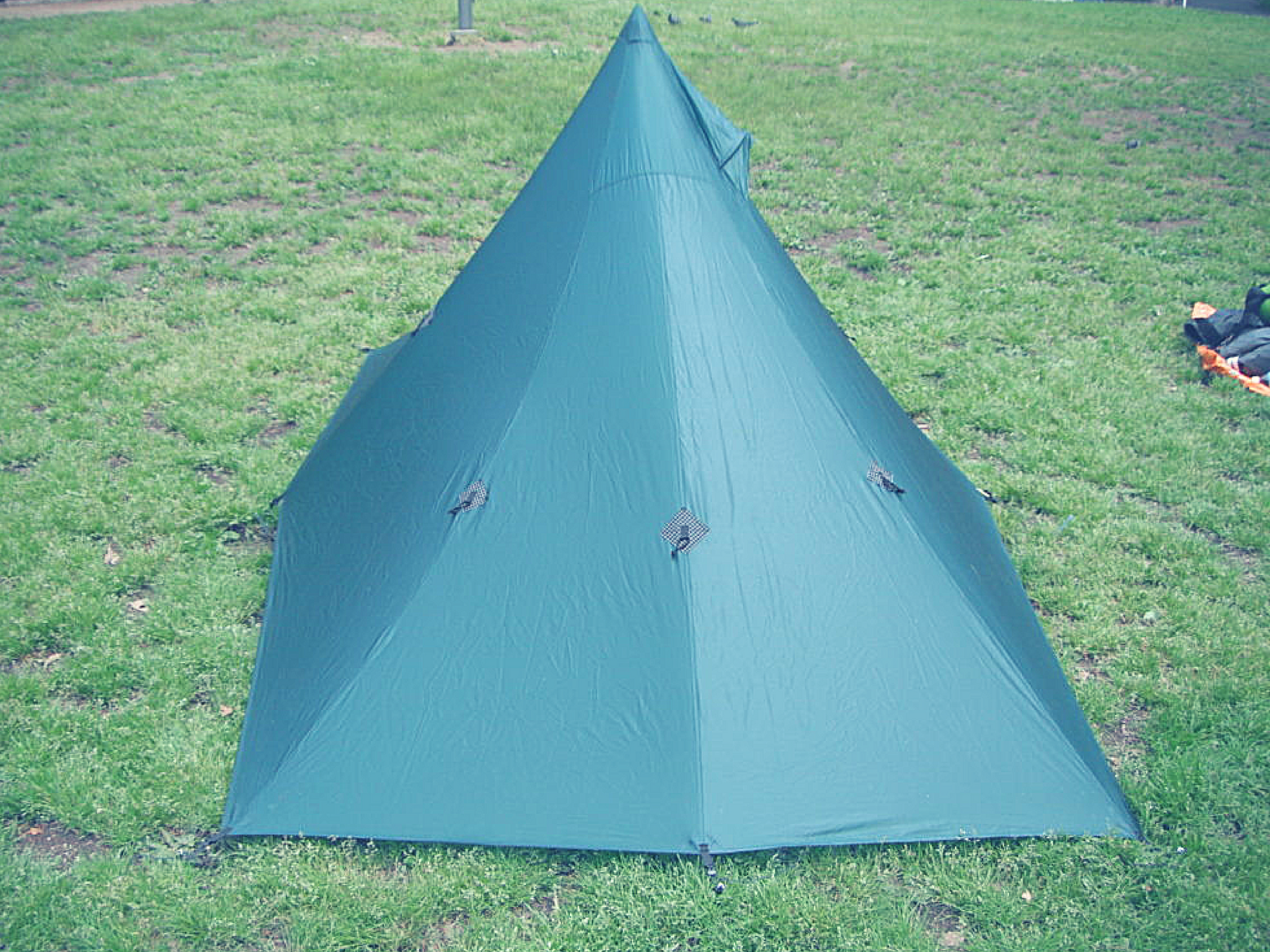 ソロキャンプにおすすめのテント！LOCUS GEAR Khufu Sil / ローカス