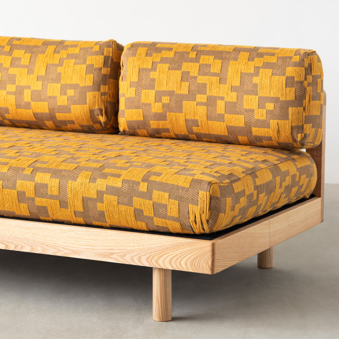 キャットジャガードデイベッドソファ – KANADEMONO