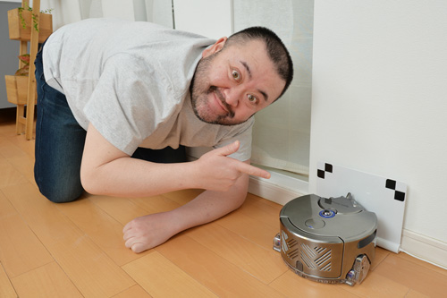 明らかにラク、明らかにキレイ イイじゃん！ Dyson 360 Eye™ ロボット