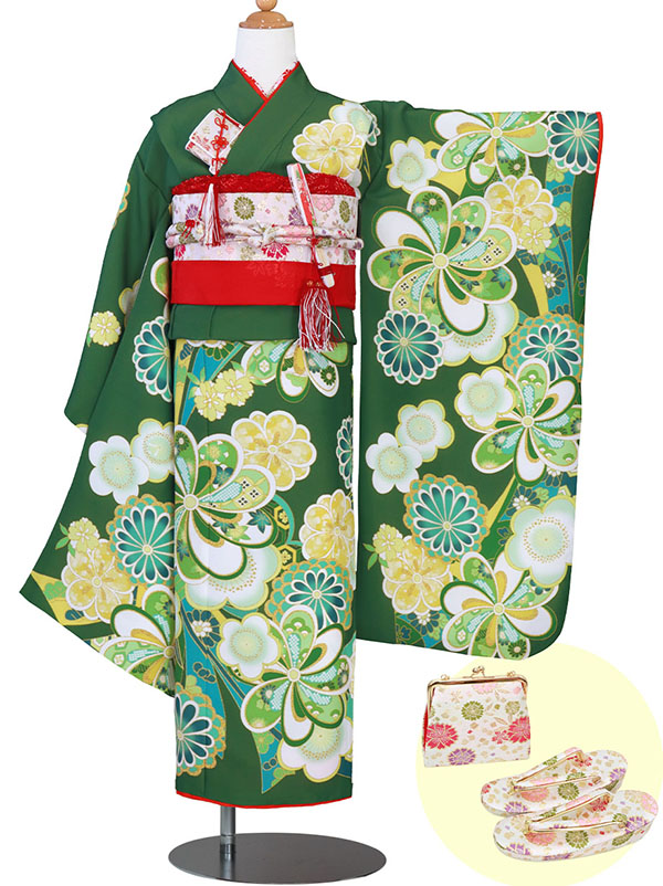 KAGURA》緑地にねじり菊と梅の着物／七五三・七歳女の子 | 宅配着物