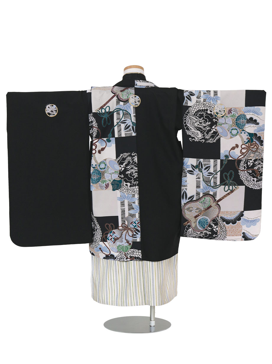 ひさかたろまん》黒地に龍・片身変り、白縞の袴／七五三・五歳男の子