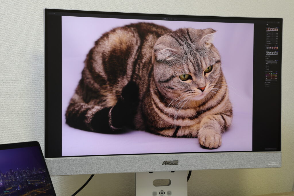 ASUS ZenScreen Smart Monitor MS27UCをレビュー！ 便利機能が豊富