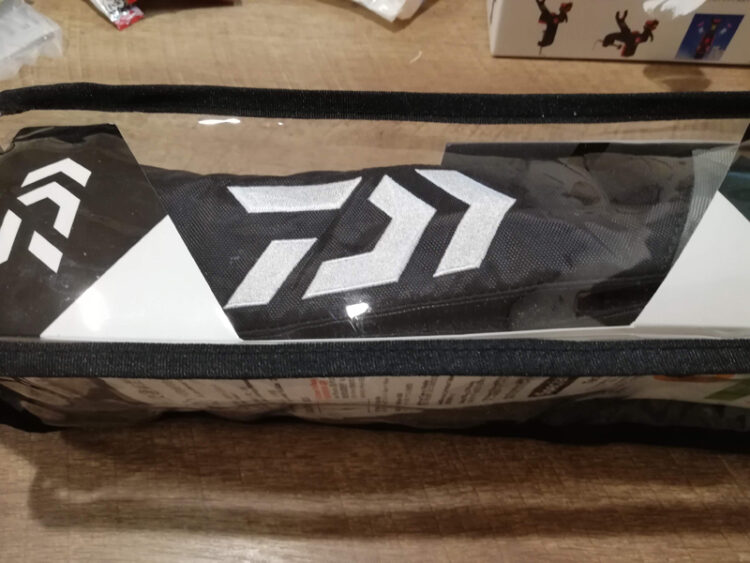 快適！】「ダイワ（DAIWA）インフレータブルライフジャケット DF-2709