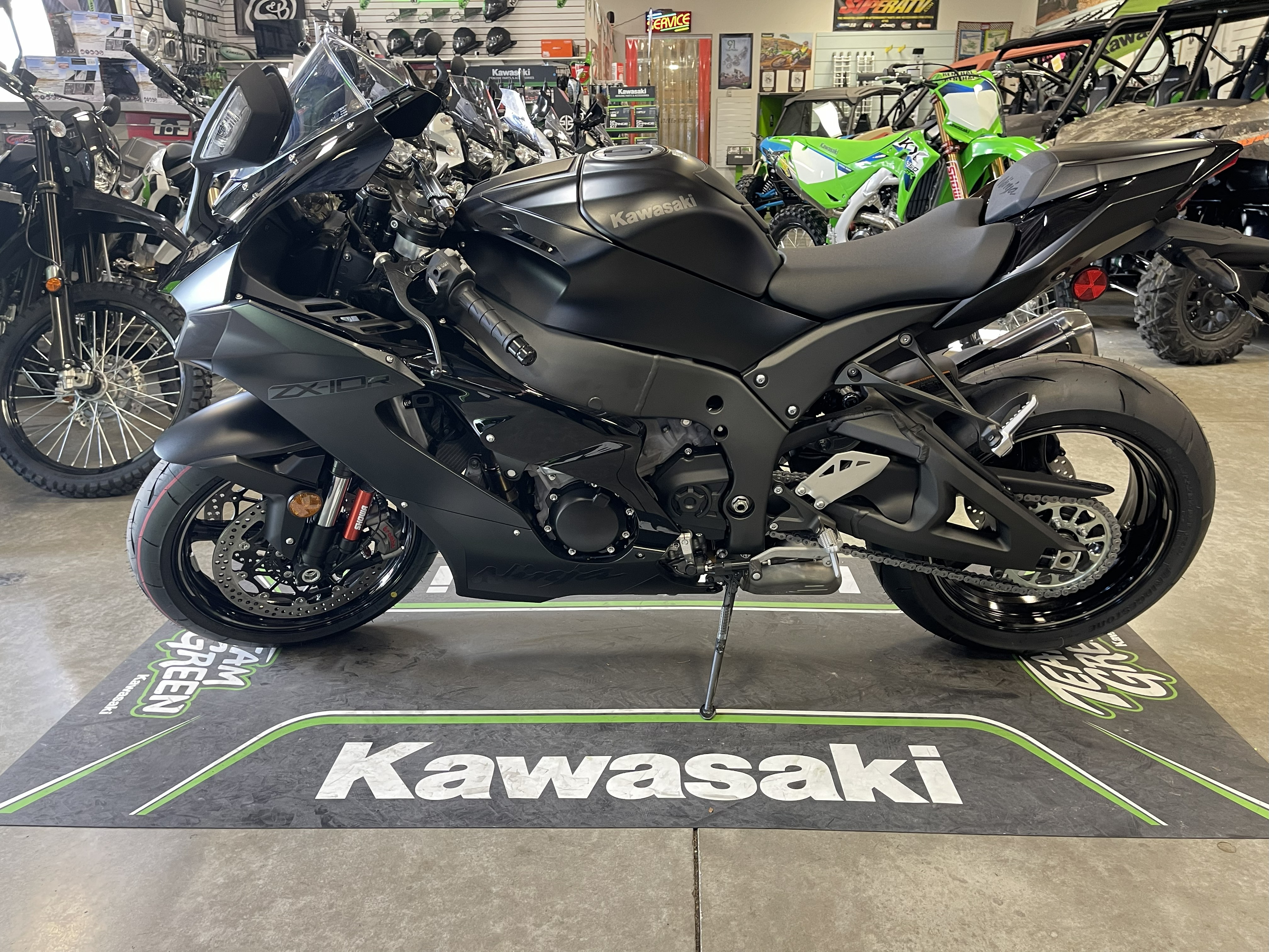 2025-KAWASAKI-Ninja-ZX-10R-Metallic-Flat-Spark-Black/Ebony-ZX10293