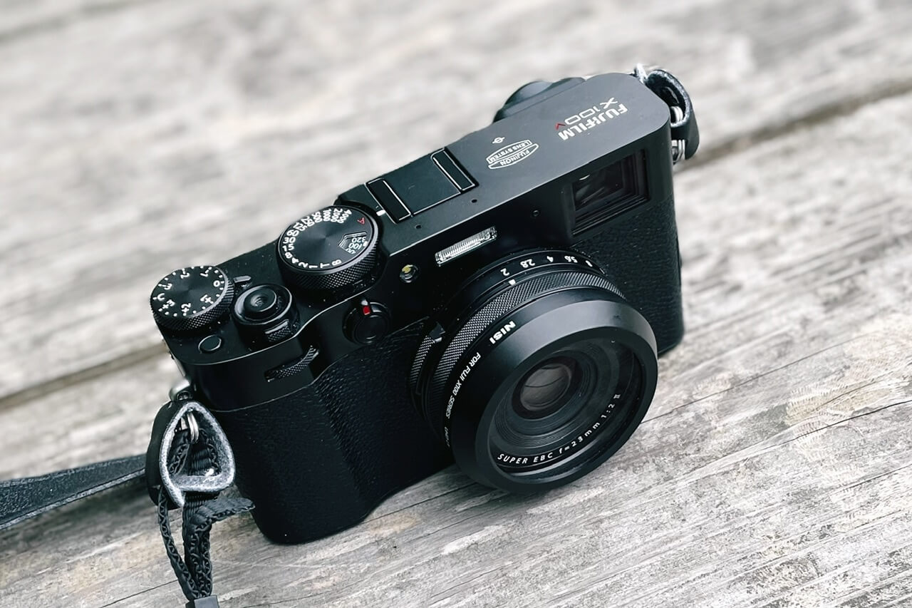 価格が適正なら断然おすすめなのだけど。FUJIFILM X100V｜記憶カメラ