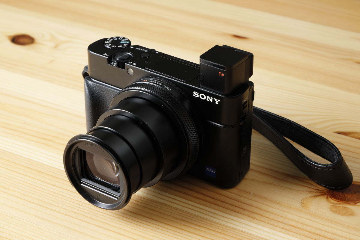ソニーの高級コンデジ RX100M7 レビュー！スマホカメラからのステップ