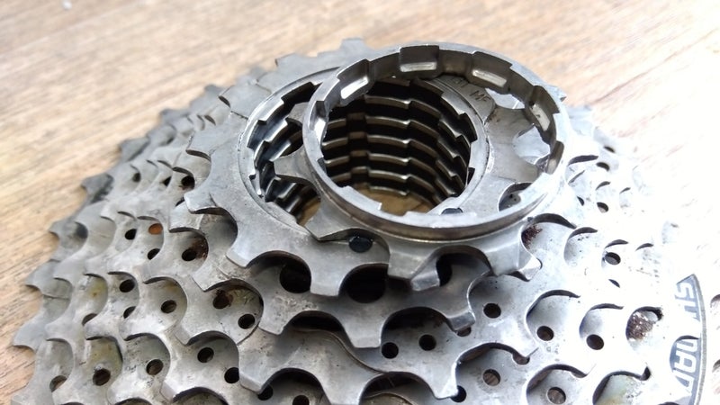 8速スプロケ カスタム】おすすめ13‐32Tの作り方！（ロードバイク