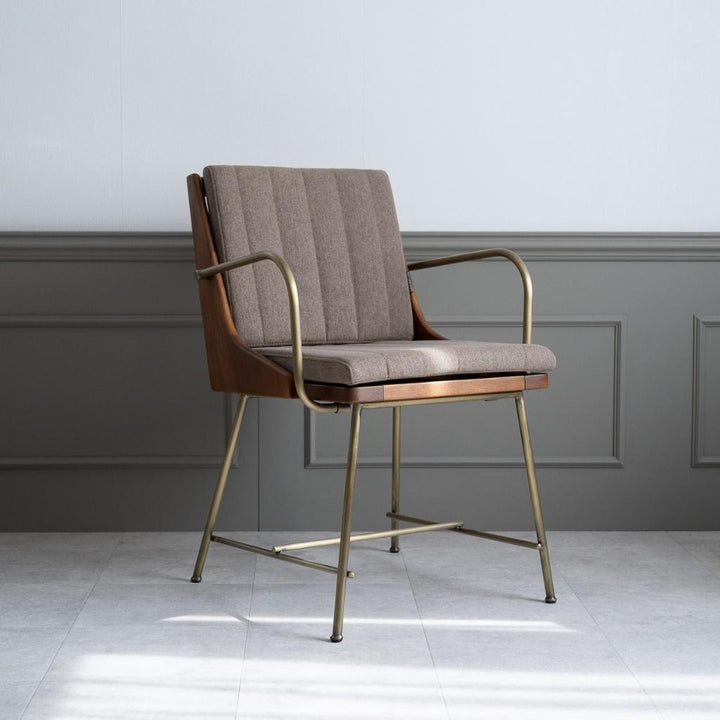 1_bdaebe5a-1ecc-407d-b089-