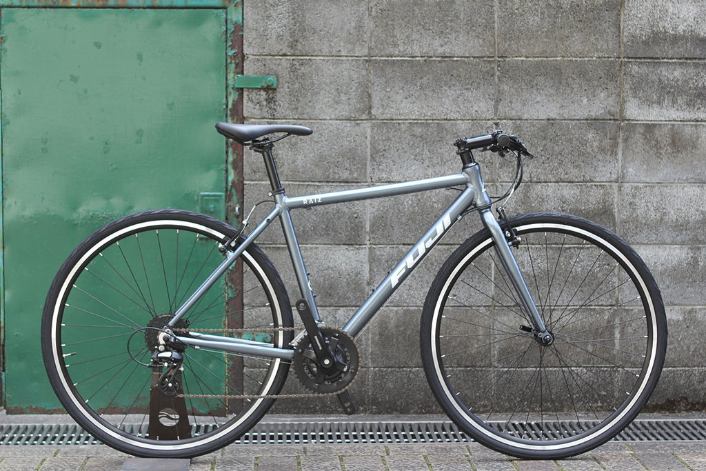 スタイリッシュなクロスバイクFUJI『RAIZ』入荷しました。 | KURASHI cycle