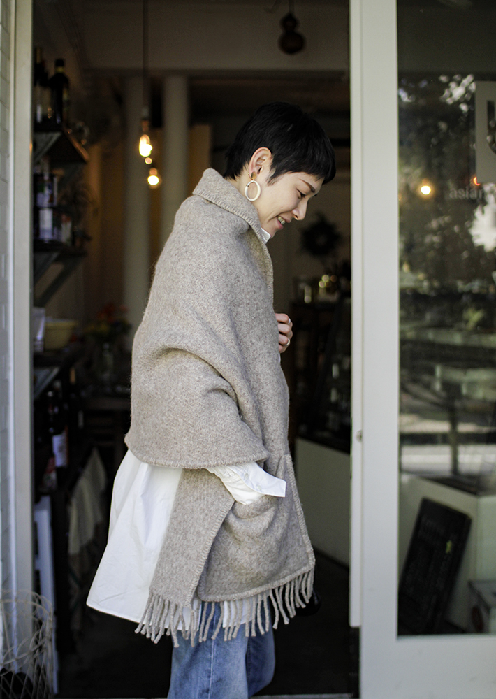 UNI pocket shawl（melange beige） – LAPUAN KANKURIT（ラプアン