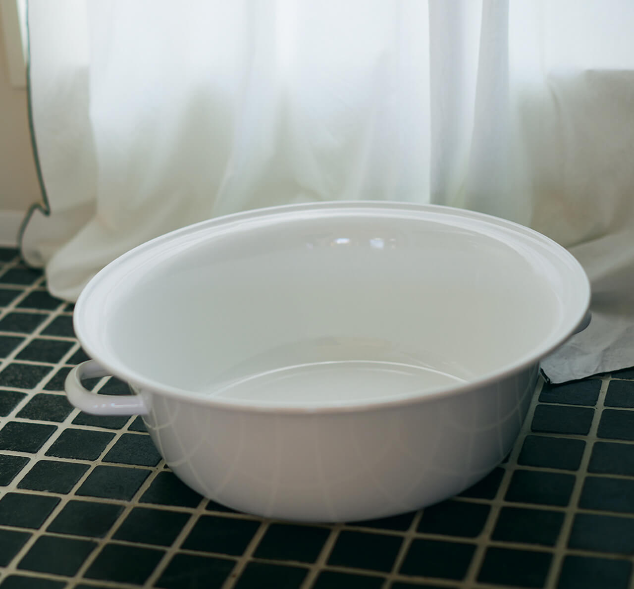 直火OK！「野田琺瑯のたらい」の魅力を、整理収納アドバイザーEmiさん