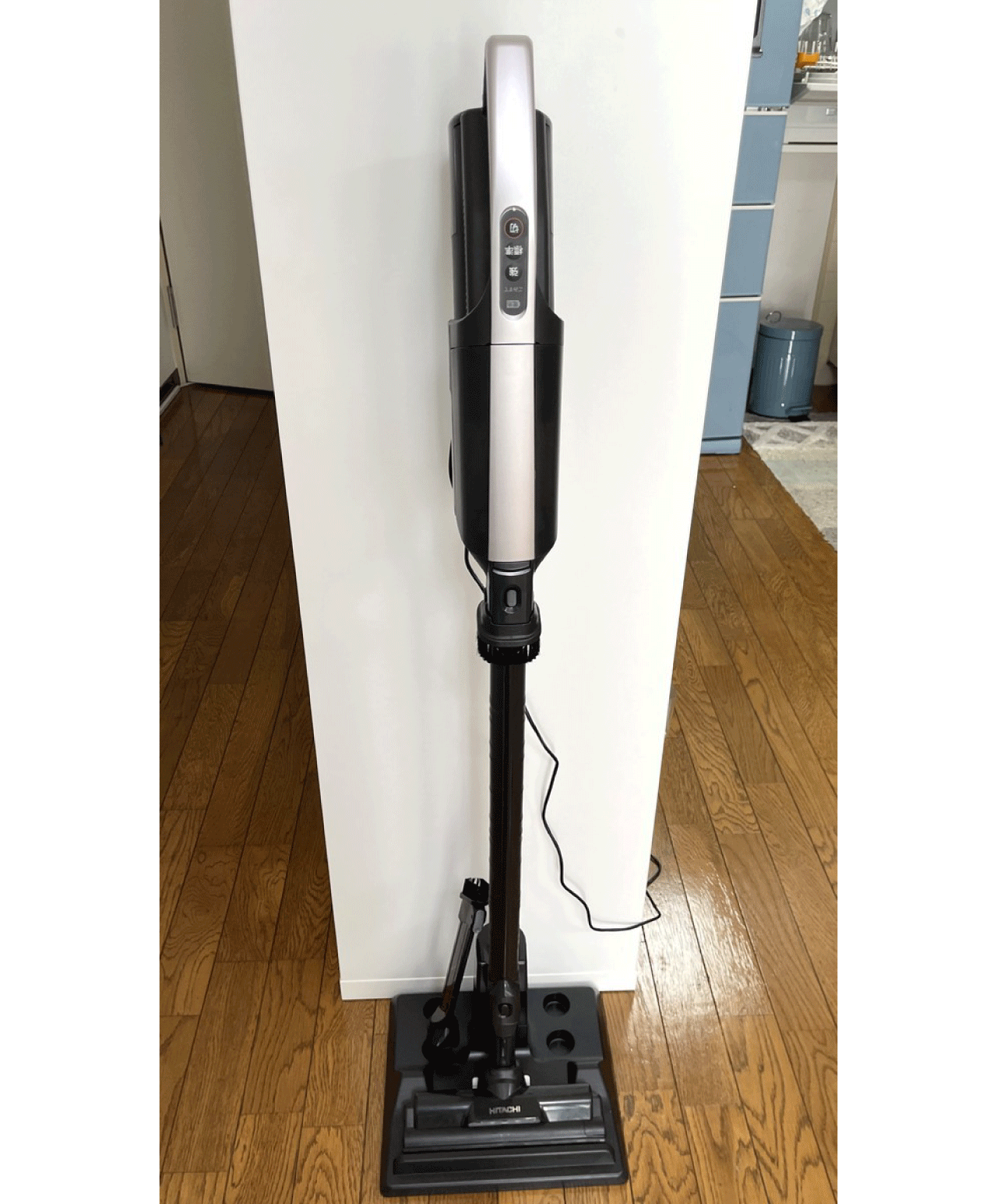 注目の掃除機】約2か月もゴミ捨て不要！ 驚きの軽さでパワフルな吸引力