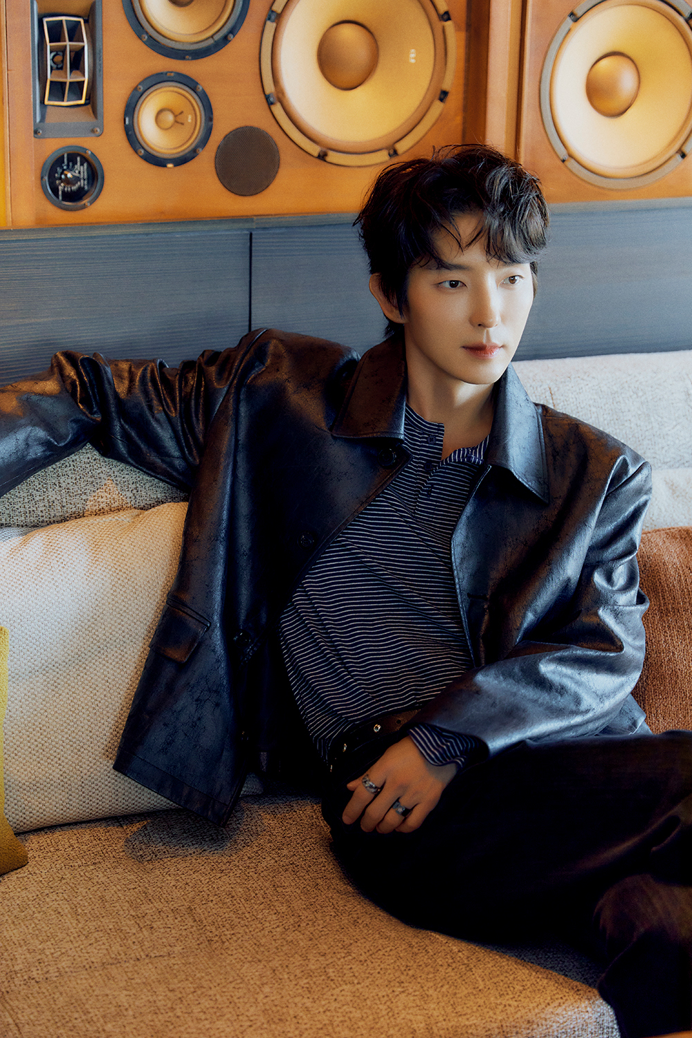 イ・ジュンギ公式マガジン2025 'VERY ORDINARY DAYS'」一部写真 特別