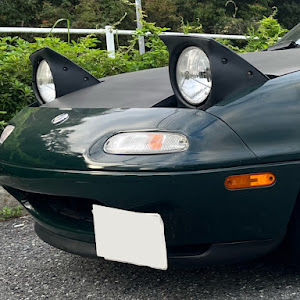 ロードスター NA型のリトラクタブル・ヘッドライトに関するカスタム