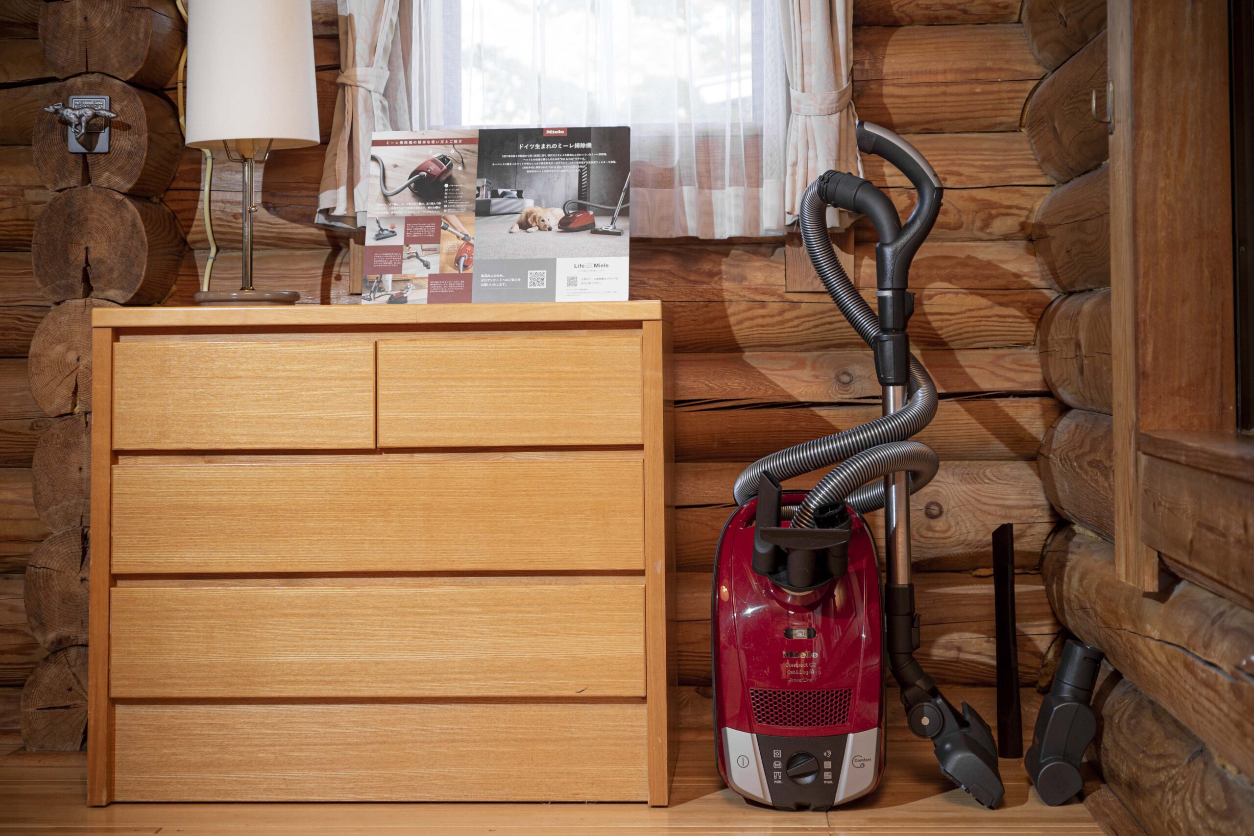 ミーレ　Miele　掃除機　S4562　Cat&Dog　キャット&ドッグ　レッド Amazon | Miele (ミーレ) ペット用モデル Compact C2 SDBO 4 Cat & Dog