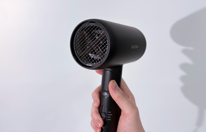 悪い？】美容師がサロニアスムースシャインドライヤーを口コミレビュー
