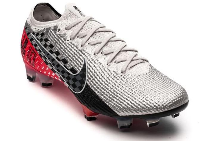 ネイマール着用 マーキュリアルヴェイパー13 Speed Freak Pack 正式