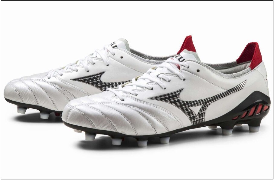 U-24日本代表DF相馬勇紀が着用する特注モレリアネオ3を考察