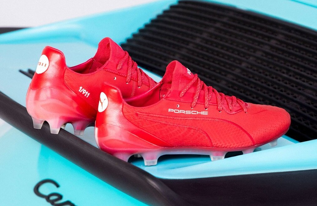 プーマとポルシェ991のコラボスパイク「キングプラチナム911 FG/AG