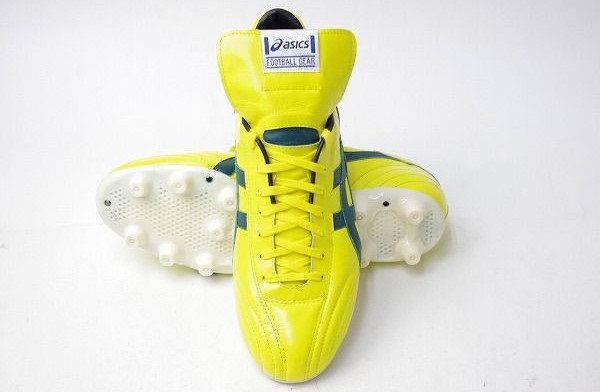 アシックス2002 限定カラー 登場 : Kohei's BLOG サッカースパイク情報