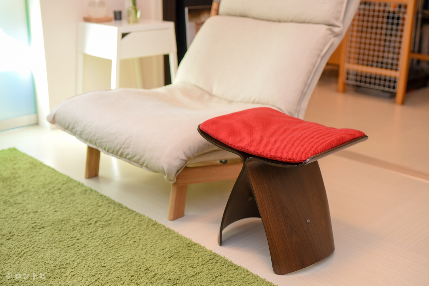 レビュー】柳宗理のバタフライスツールに座るなら専用クッションが