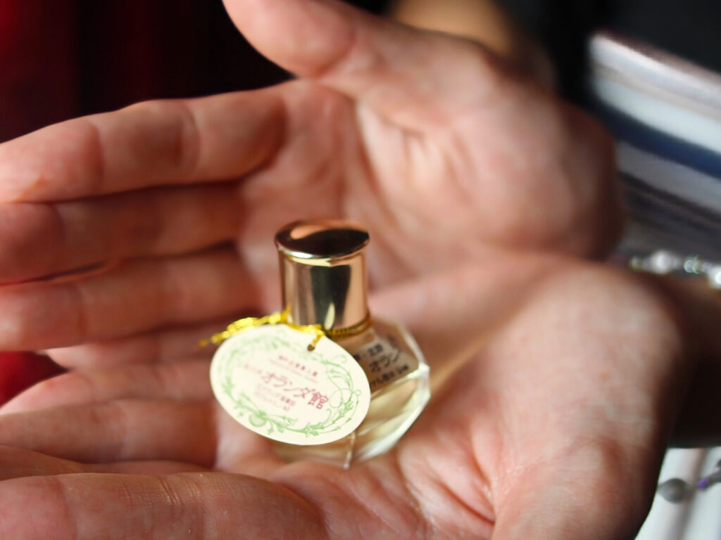 神戸】北野異人館街にある『香りの家オランダ館』でオリジナル香水