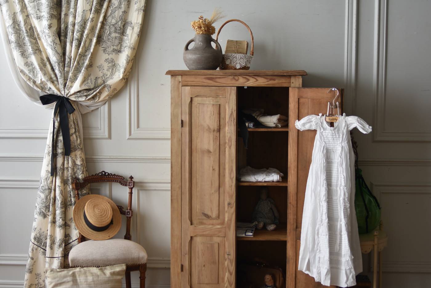 アンティークワードローブ.6 フランスアンティーク家具 収納家具