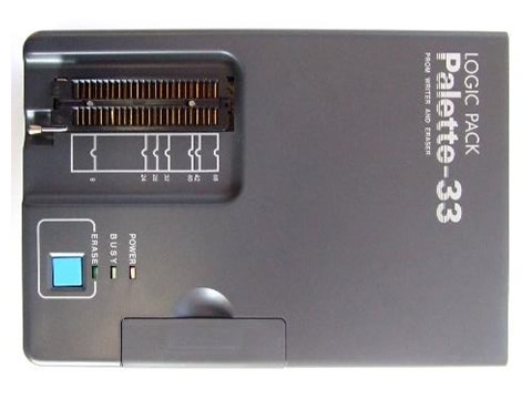 Palette-33 Logic Pack 本体と付属品