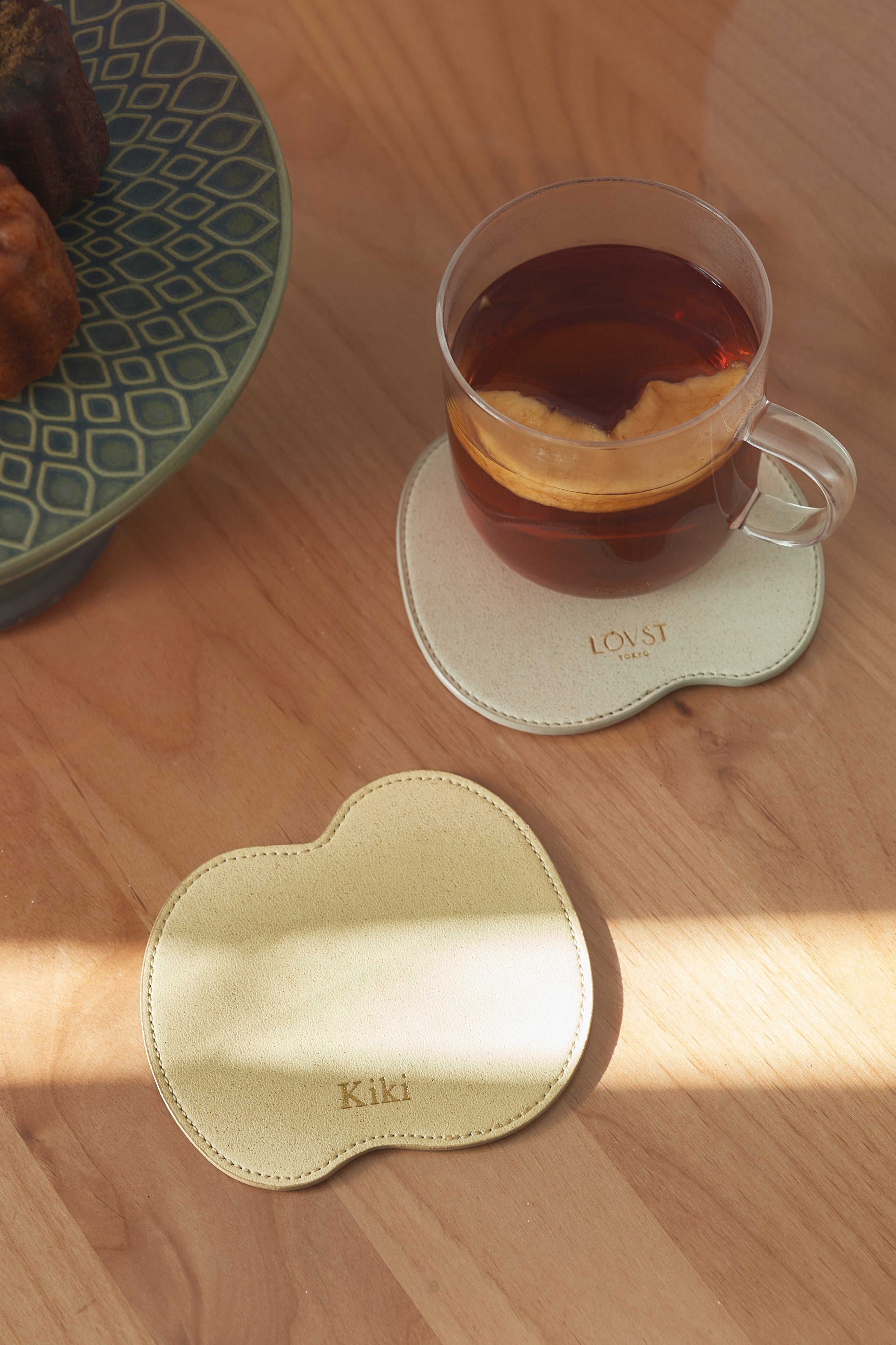アップルレザー製コースター「Apple Leather Coaster」 | LOVST TOKYO