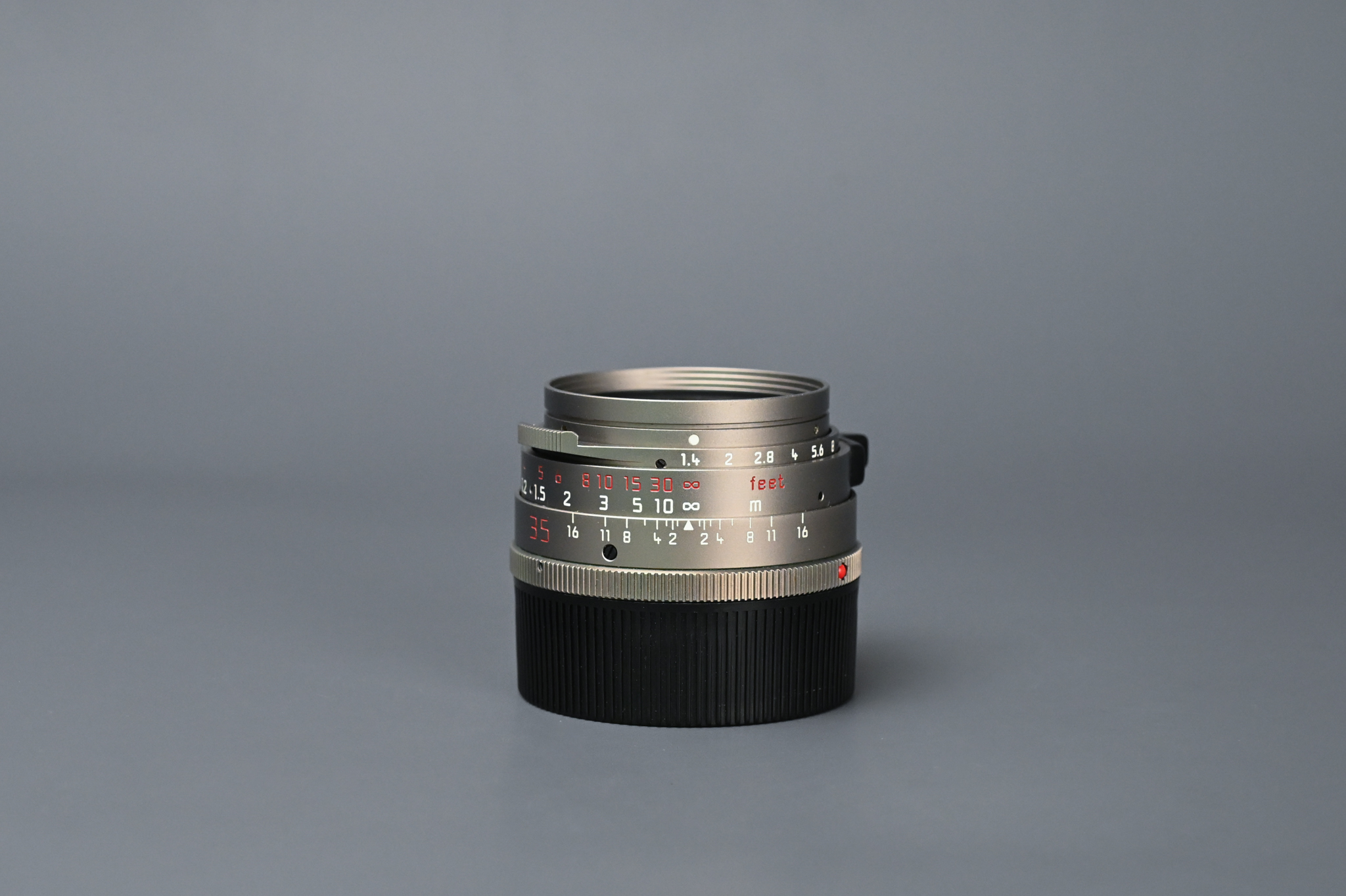 Leica Summilux-M 35mm f/1.4 Pre-ASPH Ver.2 Titanium Germany - LSKamera