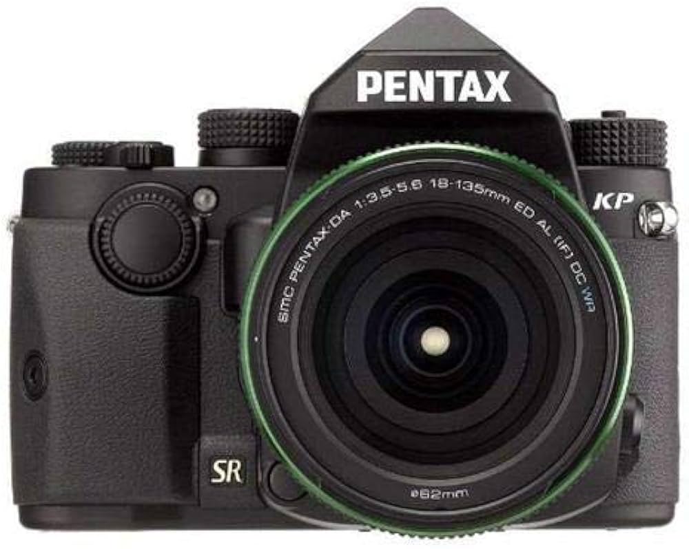 Amazon.co.jp: ☆カメラバックプレゼント☆PENTAX KP 18-135WRキット