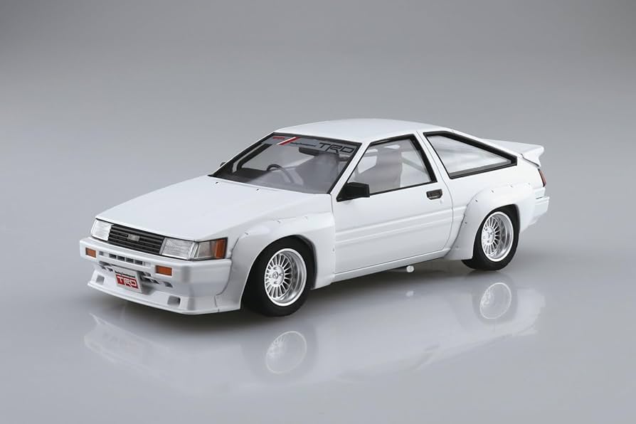 Amazon.com: Toyota TRD AE86 Corolla Levin '83 1:24 Model Kit