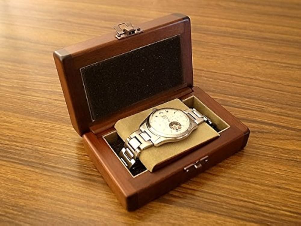 Amazon.co.jp: 豊岡クラフト 携帯用腕時計ケース SC124 : ファッション