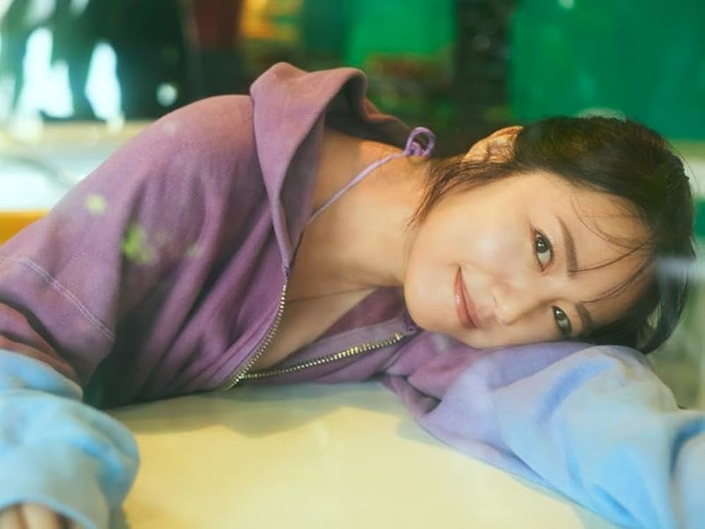 Amazon.co.jp: 磯山さやかデビュー25周年写真集「余韻」 豪華版