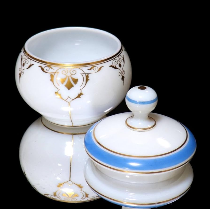 オールド・バカラ 激レア 純白オパーリンクリスタル製金彩エナメル彩