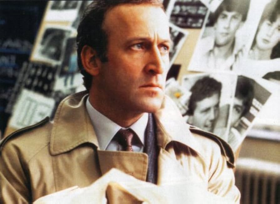 Amazon.co.jp: 刑事ロニー・クレイブン 完全版 : DVD