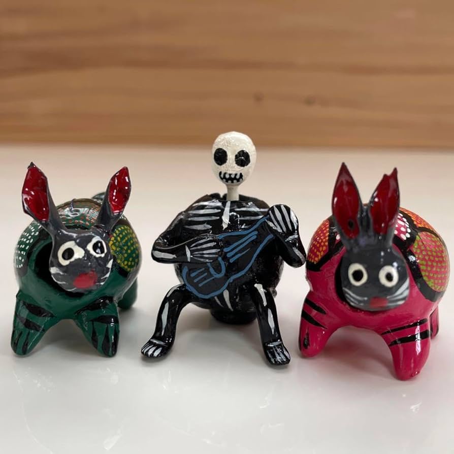 Amazon.co.jp: メキシコの民芸品 アレブリヘ 3点セット ウサギと骸骨の