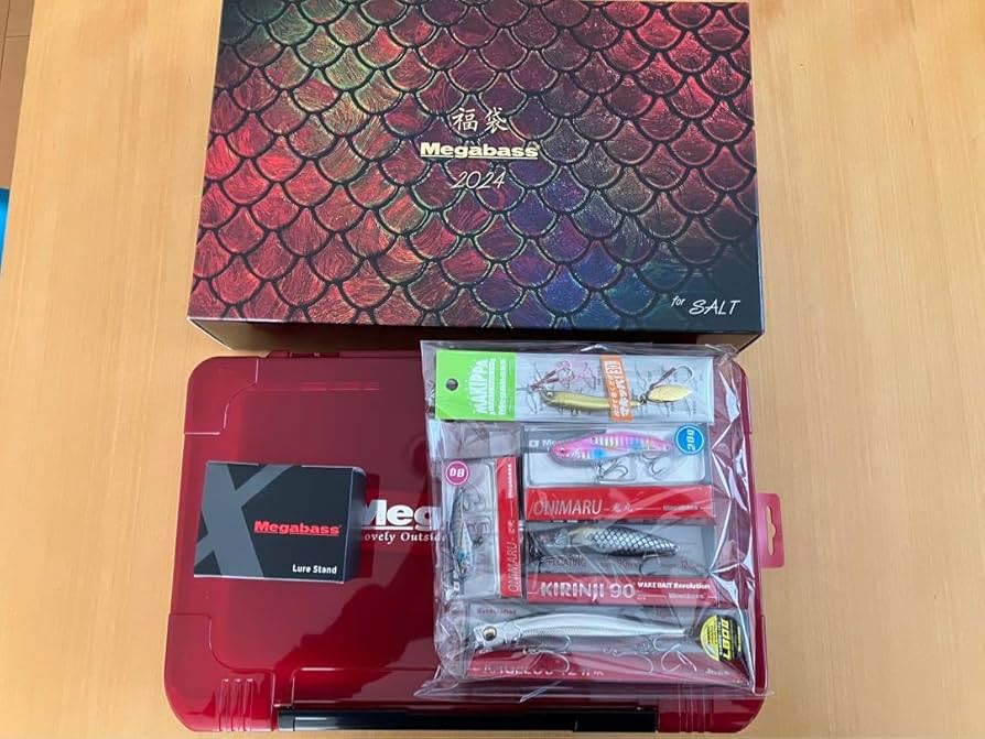 Amazon.co.jp: メガバス 福袋 2024 ソルト : ファッション