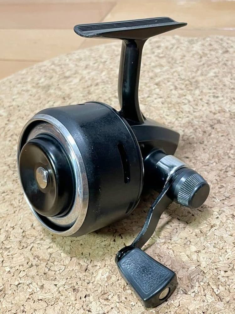 Amazon.co.jp: 稀少 オールド アブ501 アンダースピンキャスト