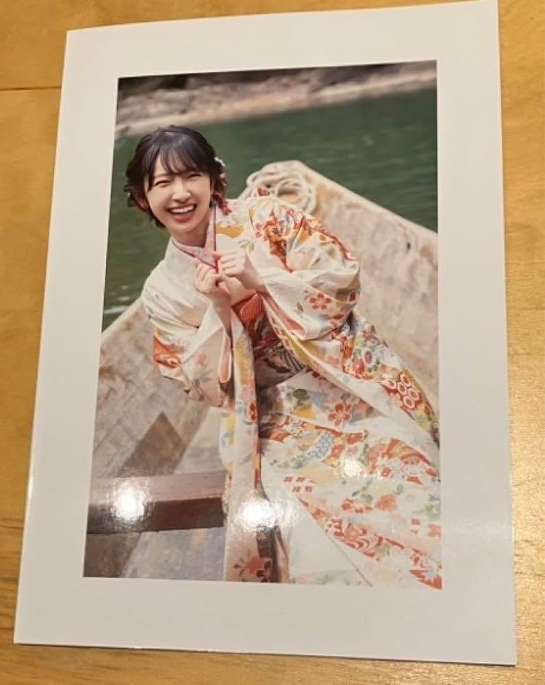 Amazon.co.jp: 日向坂46 金村美玖 写真集 羅針盤 アザーカット集